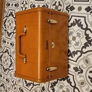 1970s Samsonite Train case. Like new. Leather Suitcase